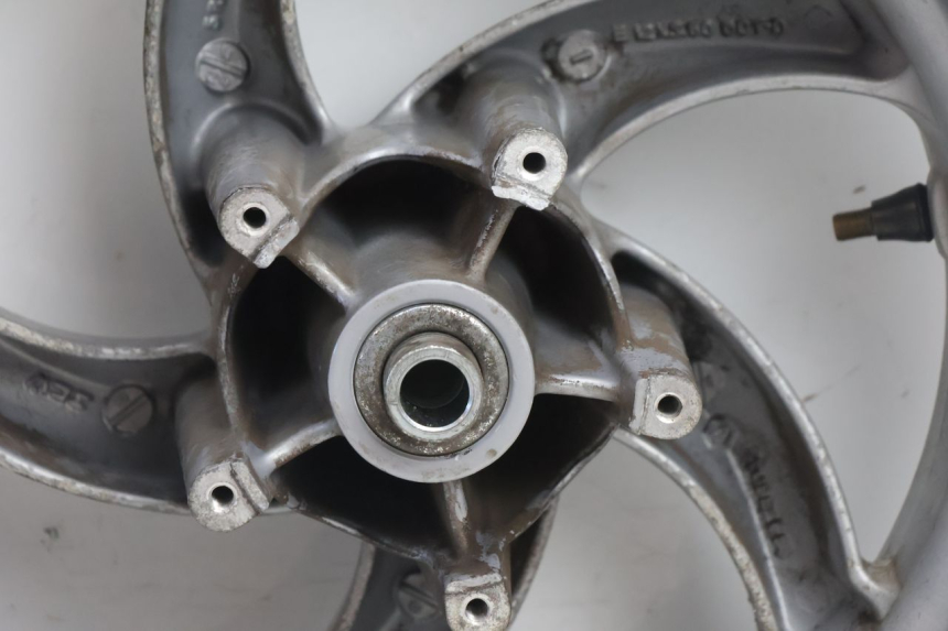 photo de JANTE AVANT PIAGGIO FLY 2T 50 (2004 - 2017) - Angle alternatif