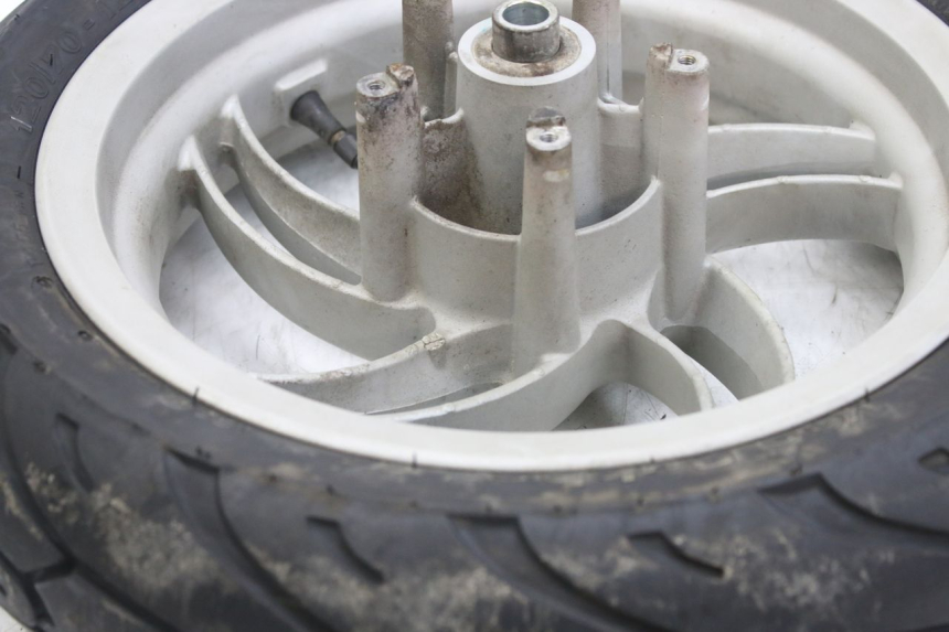 photo de JANTE AVANT PIAGGIO FLY 4T 50 (2013 - 2017) - Points de fixation