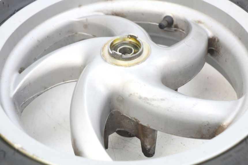 photo de JANTE AVANT PIAGGIO FLY 100 (2006 - 2010) - Marquages et références