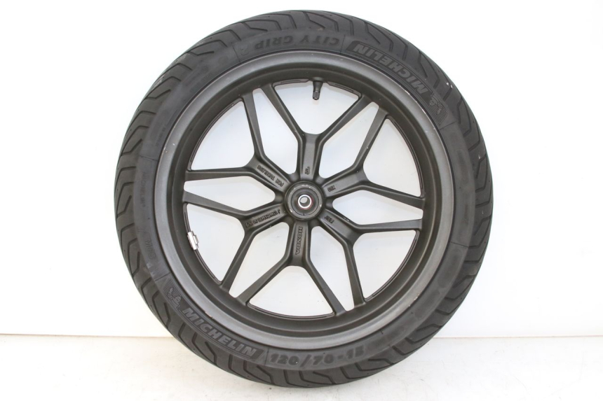 photo de JANTE AVANT HONDA FORZA 125 (2015 - 2016) - Détail de la pièce