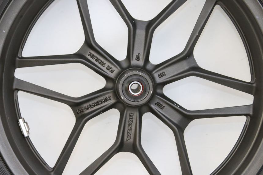 photo de JANTE AVANT HONDA FORZA 125 (2015 - 2016) - Pièce contrôlée