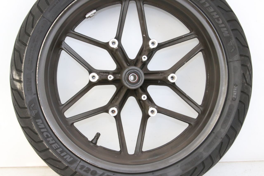 photo de JANTE AVANT HONDA FORZA 125 (2015 - 2016) - Marquages et références