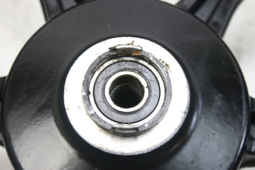 photo de JANTE AVANT DERBI GPR 50 (2004 - 2009) - Zoom état d’usage