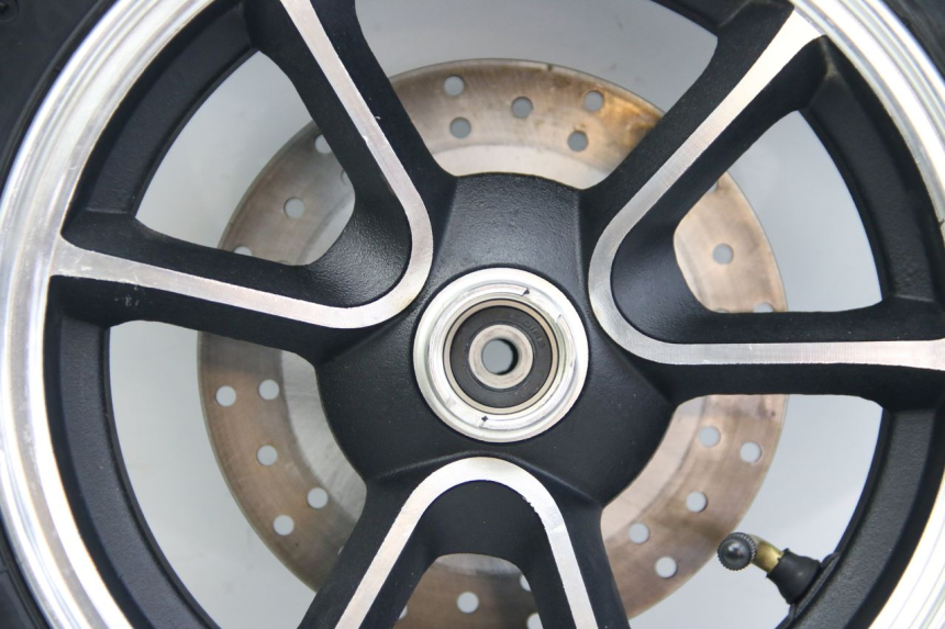 photo de JANTE AVANT JM MOTORS GT LINE 4T 50 (2021 - 2023) - Marquages et références