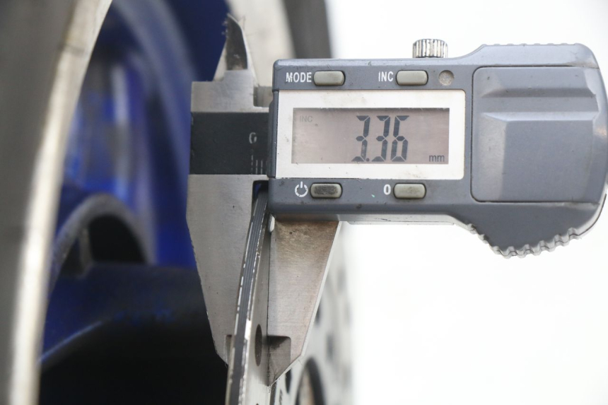 photo de JANTE AVANT KEEWAY HURRICANE 50 (2006 - 2019) - Zoom état d’usage