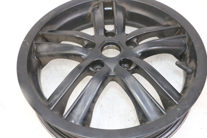 photo de JANTE AVANT PIAGGIO IE MP3 YOURBAN 300 (2011 - 2016) - Vue rapprochée