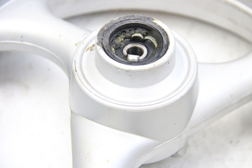 photo de JANTE AVANT REVATTO IMPERATOR 125 (2007 - 2015) - Vue rapprochée