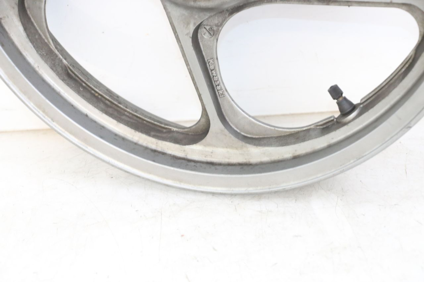 photo de JANTE AVANT KAWASAKI GTR 1000 (1994 - 2004) - État de surface