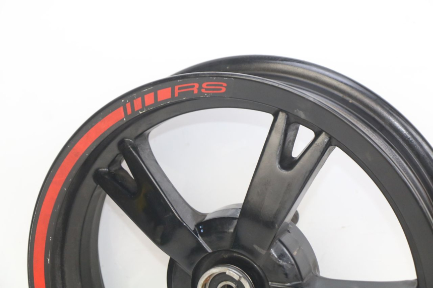 photo de JANTE AVANT PEUGEOT KISBEE 2T 50 (2010 - 2017) - Points de fixation