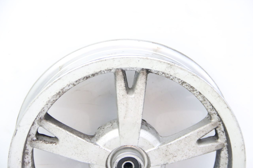 photo de JANTE AVANT PEUGEOT KISBEE 2T 50 (2010 - 2017) - Détails caractéristiques