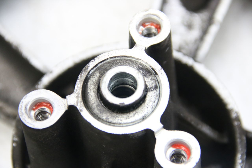 photo de JANTE AVANT PEUGEOT KISBEE 2T 50 (2010 - 2017) - État de surface