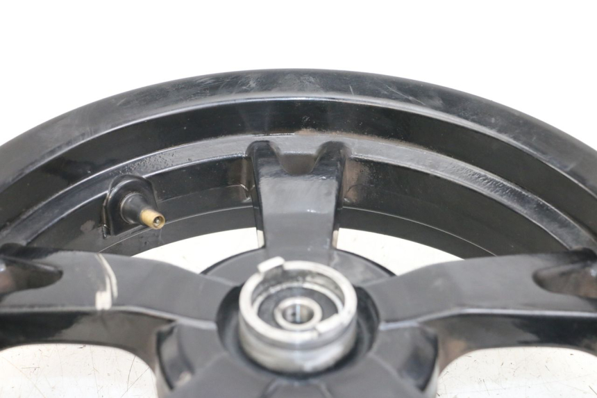 photo de JANTE AVANT PEUGEOT KISBEE 2T 50 (2018 - 2022) - Détails caractéristiques