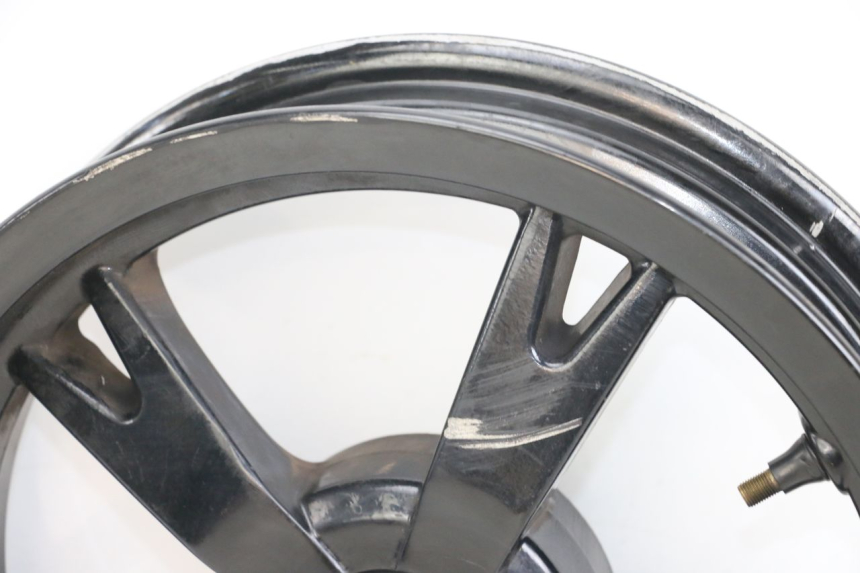 photo de JANTE AVANT PEUGEOT KISBEE 2T 50 (2018 - 2022) - Points de fixation