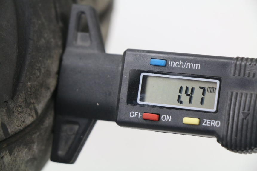 photo de JANTE AVANT PEUGEOT KISBEE 4T 50 (2010 - 2017) - Autre angle de vue