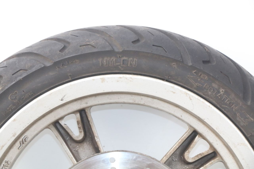 photo de JANTE AVANT PEUGEOT KISBEE 4T 50 (2010 - 2017) - Détails caractéristiques