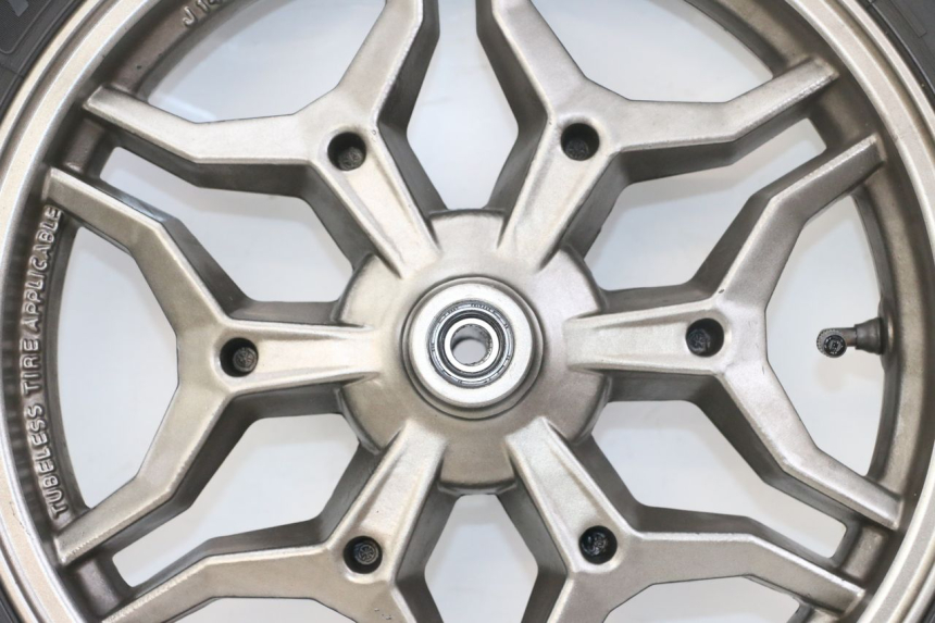 photo de JANTE AVANT KYMCO X-TOWN XTOWN 125 (2016 - 2021) - État de surface