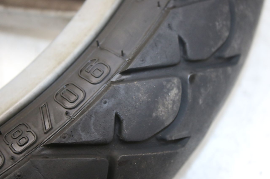 photo de JANTE AVANT PIAGGIO LIBERTY 4T 50 (2004 - 2008) - Zoom état d’usage