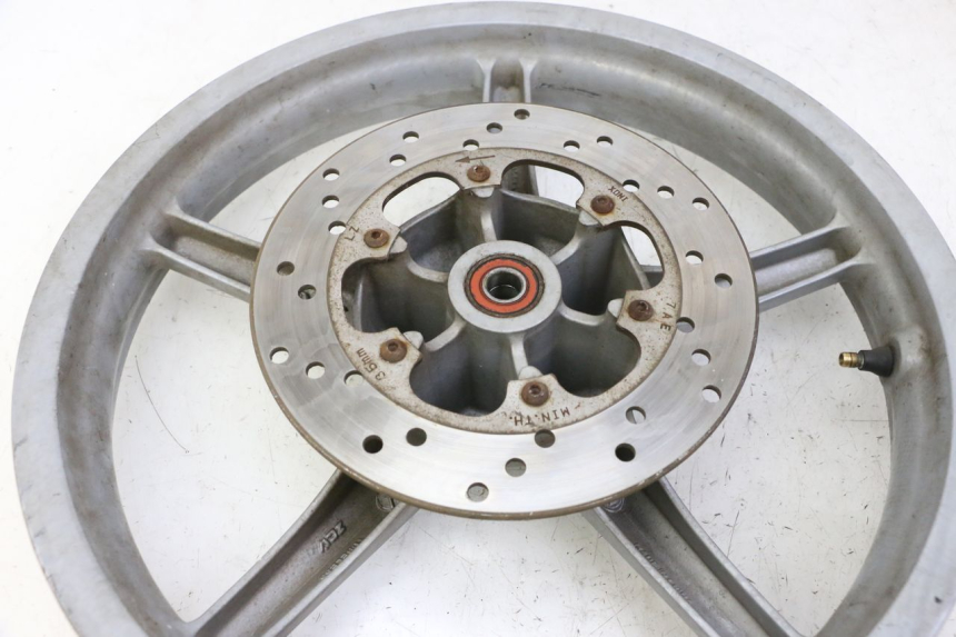 photo de JANTE AVANT PIAGGIO LIBERTY 4T 50 (2009 - 2015) - Points de fixation