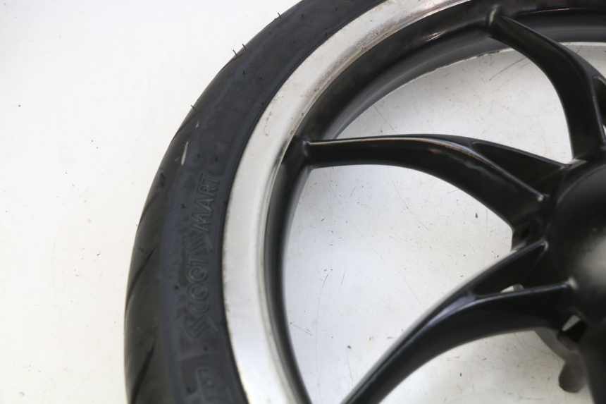 photo de JANTE AVANT PIAGGIO LIBERTY IGET S 125 (2016 - 2020) - Vue rapprochée