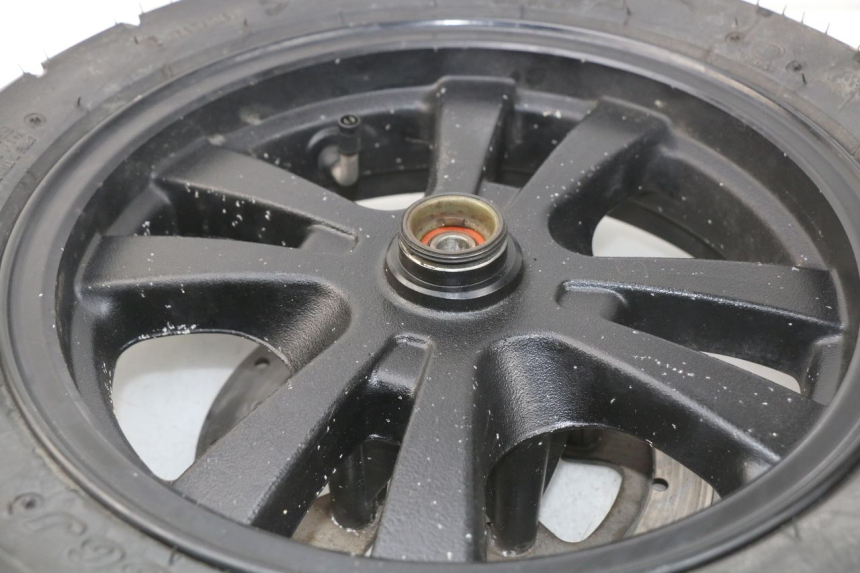 photo de JANTE AVANT KYMCO LIKE 2T 50 (2009 - 2018) - Gros plan technique