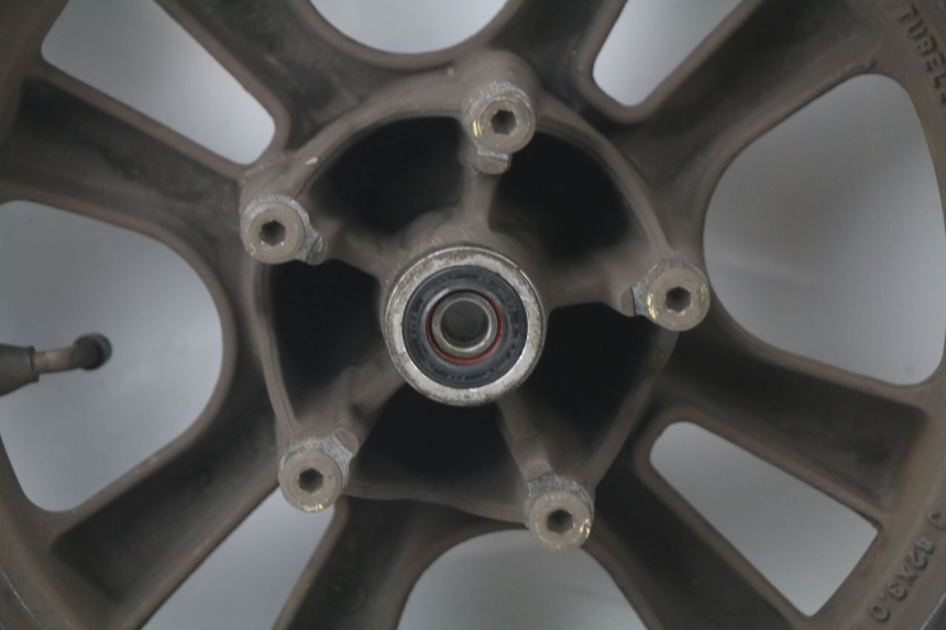 photo de JANTE AVANT KYMCO LIKE 125 (2009 - 2016) - Points de fixation