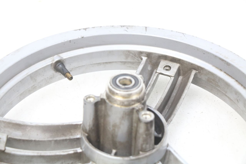 photo de JANTE AVANT PEUGEOT LUDIX 2 PRO 4T 50 (2008 - 2013) - Gros plan technique