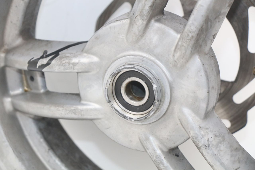 photo de JANTE AVANT PEUGEOT LUDIX 50 (2005 - 2007) - État de surface