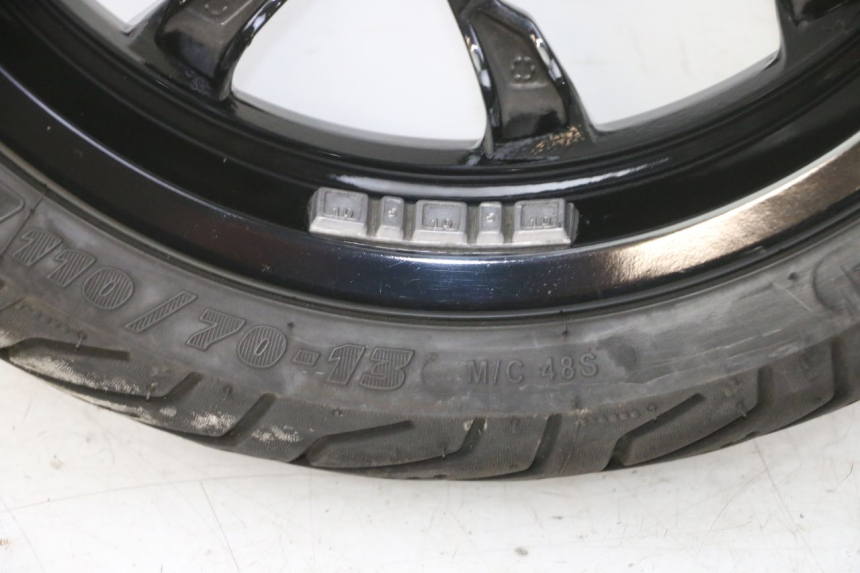 photo de JANTE AVANT PIAGGIO MP3 HPE 310 (2024 - 2025) - Zoom composants