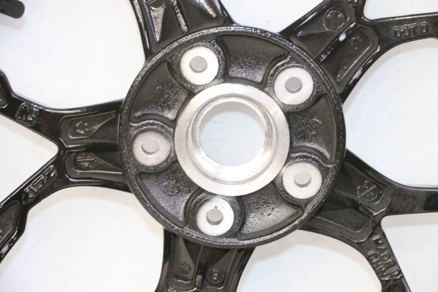 photo de JANTE AVANT PIAGGIO MP3 HPE 310 (2024 - 2025) - Photo complémentaire