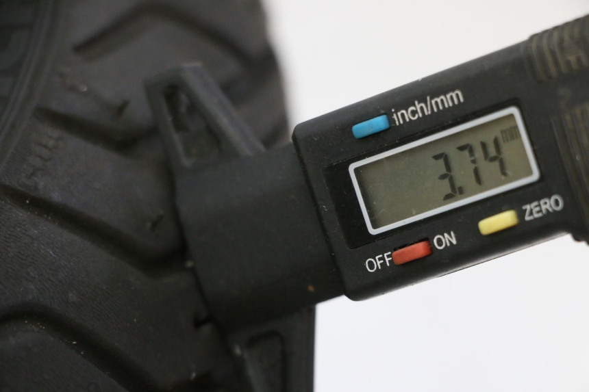 photo de JANTE AVANT PIAGGIO MP3 HPE 310 (2024 - 2025) - Zoom état d’usage