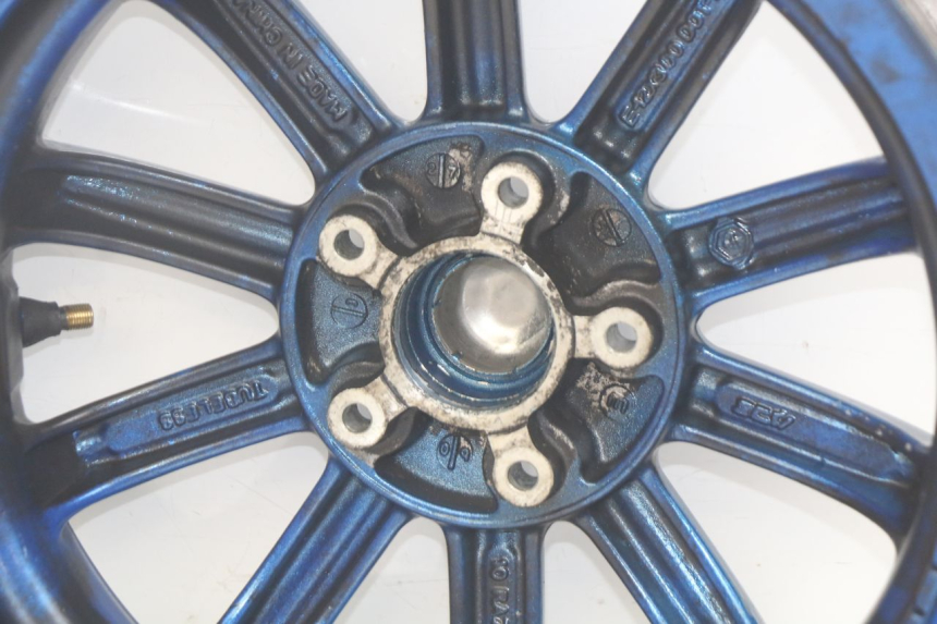 photo de JANTE AVANT PIAGGIO MP3 LT 400 (2007 - 2012) - Gros plan technique