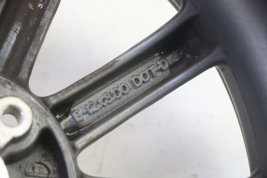 photo de JANTE AVANT PIAGGIO MP3 LT 400 (2007 - 2012) - Détail de la pièce