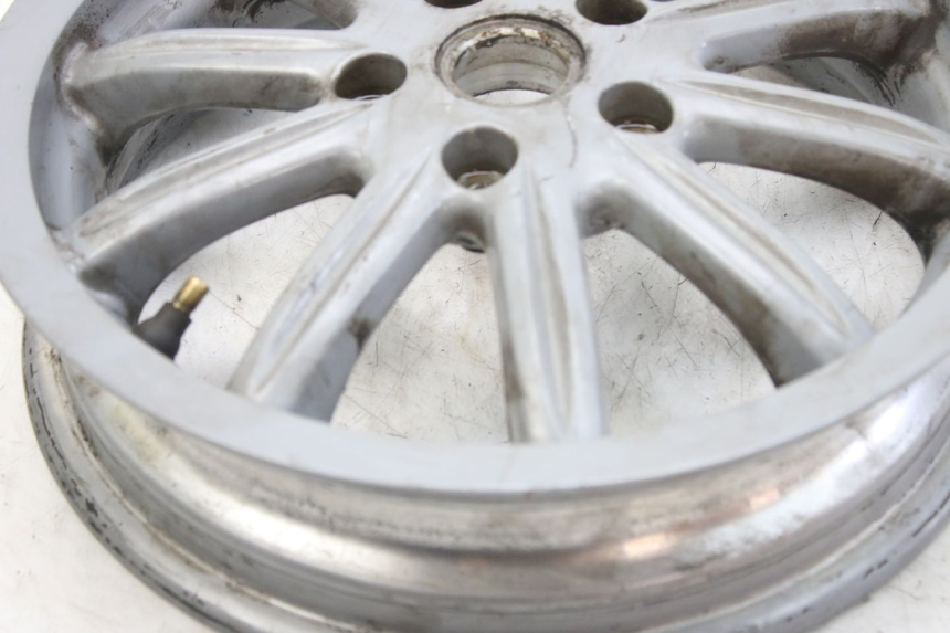 photo de JANTE AVANT PIAGGIO MP3 RL 250 (2006 - 2010) - Points de fixation