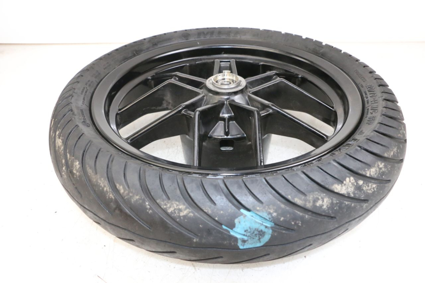 photo de JANTE AVANT PIAGGIO NEW TYPHOON 50 (2018 - 2021) - Gros plan technique