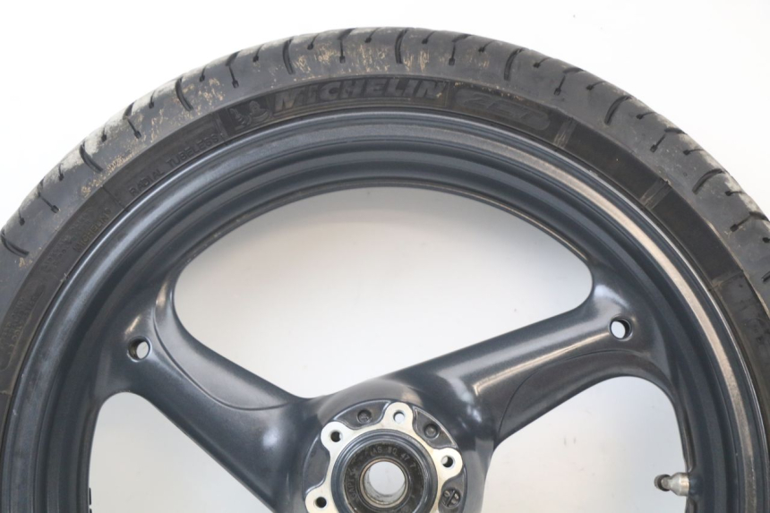 photo de JANTE AVANT MOTO GUZZI NORGE 8V GT 1200 (2011 - 2016) - Zoom état d’usage