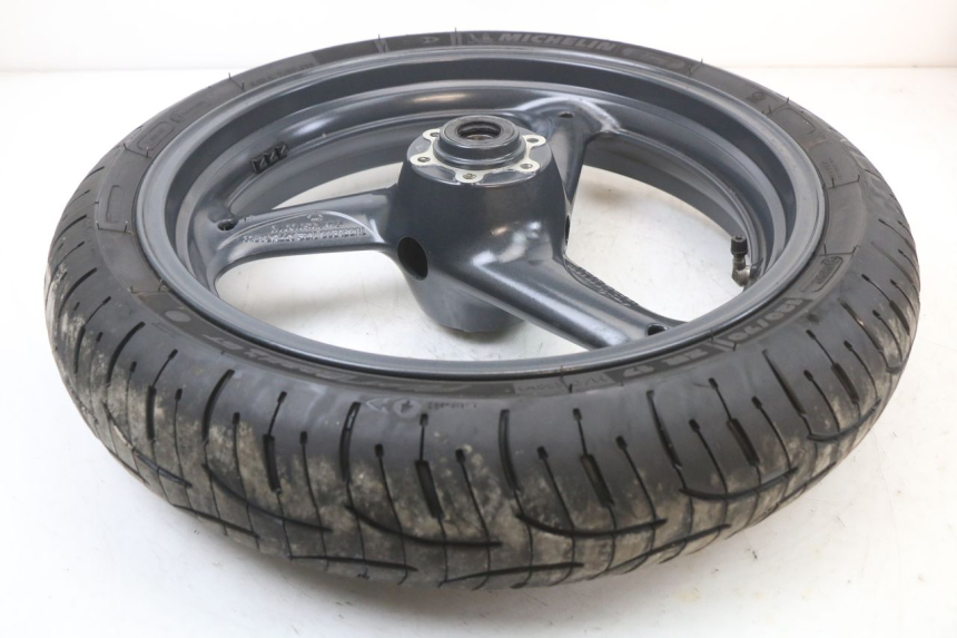 photo de JANTE AVANT MOTO GUZZI NORGE 8V GT 1200 (2011 - 2016) - Points de fixation