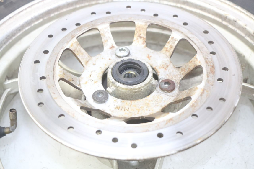 photo de JANTE AVANT SELECT UP OCTALIS 125 (2007 - 2012) - Vue d’ensemble