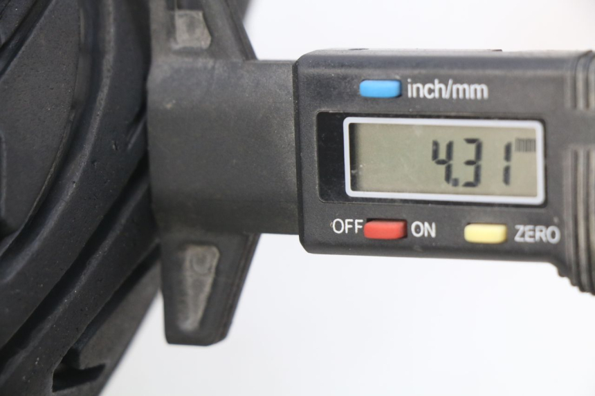 photo de JANTE AVANT JM MOTORS OLDIES 4T 50 (2010 - 2020) - Zoom état d’usage