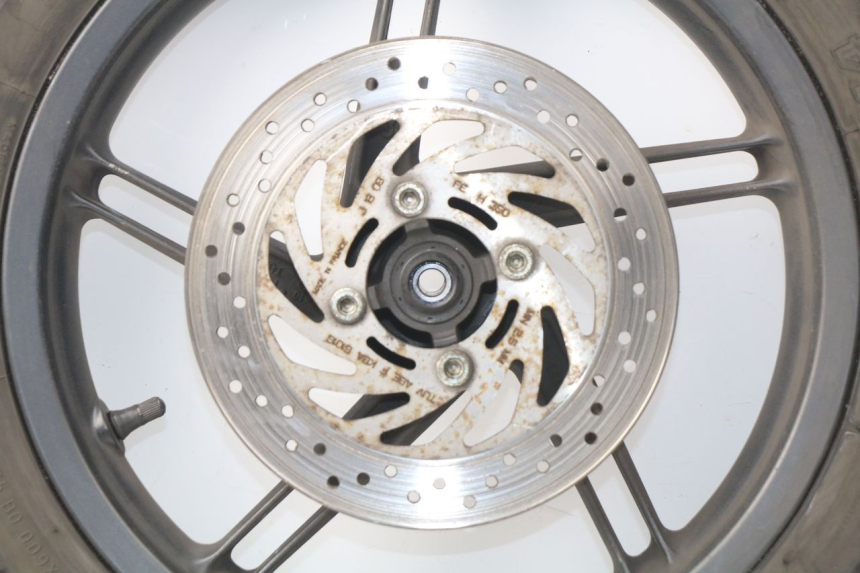 photo de JANTE AVANT HONDA PCX (JF47) 125 (2012 - 2013) - Détails caractéristiques