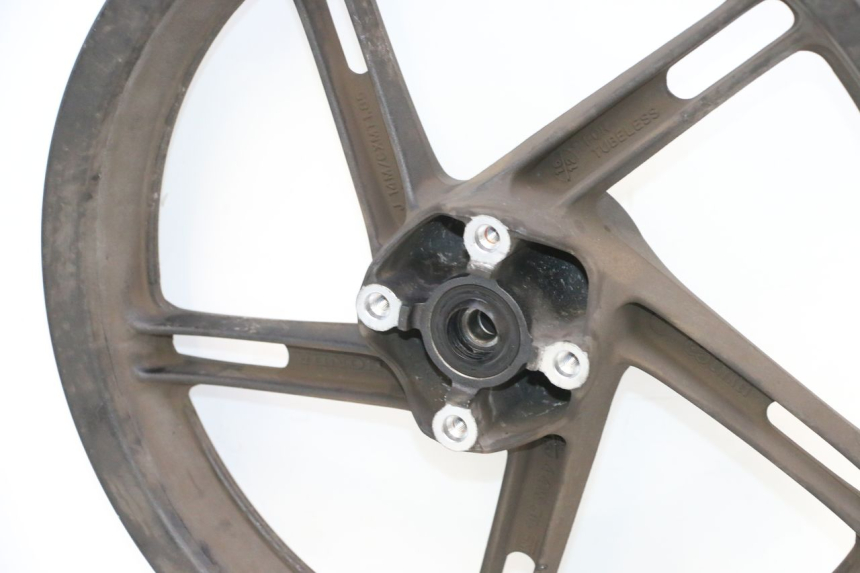 photo de JANTE AVANT HONDA PCX (JF57/JF64) 125 (2014 - 2018) - Zoom état d’usage