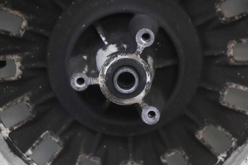 photo de JANTE AVANT PEUGEOT DJANGO 125 (2014 - 2017) - Marquages et références