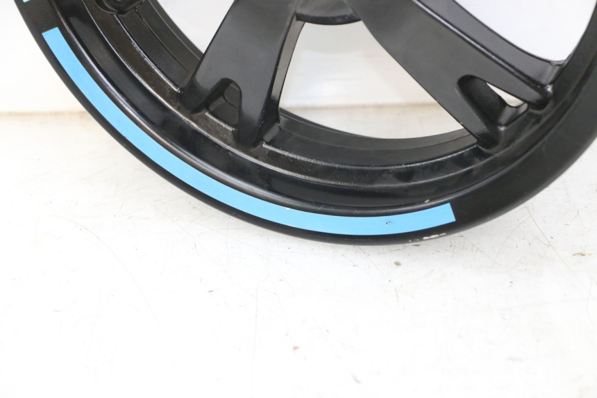 photo de JANTE AVANT PEUGEOT STREETZONE 4T 50 (2018 - 2023) - Points de fixation