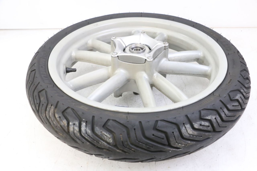 photo de JANTE AVANT PIAGGIO BEVERLY 125 (1998 - 2005) - Points de fixation