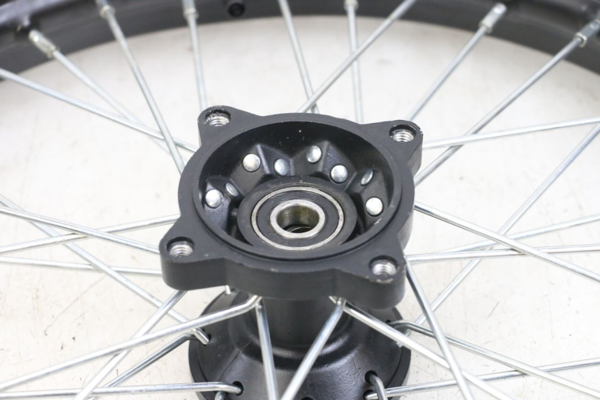 photo de JANTE AVANT APOLLO RFZ 140 - État de surface