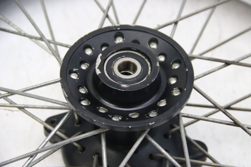 photo de JANTE AVANT HYOSUNG RT KARION 125 (2003 - 2007) - Inspection visuelle