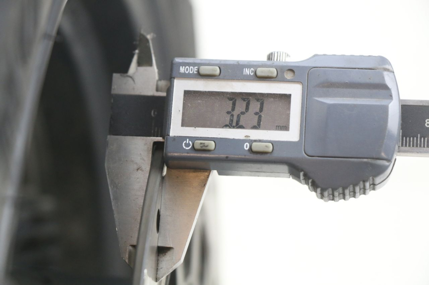 photo de JANTE AVANT LVNENG S5 1 (2019 - 2023) - Zoom état d’usage