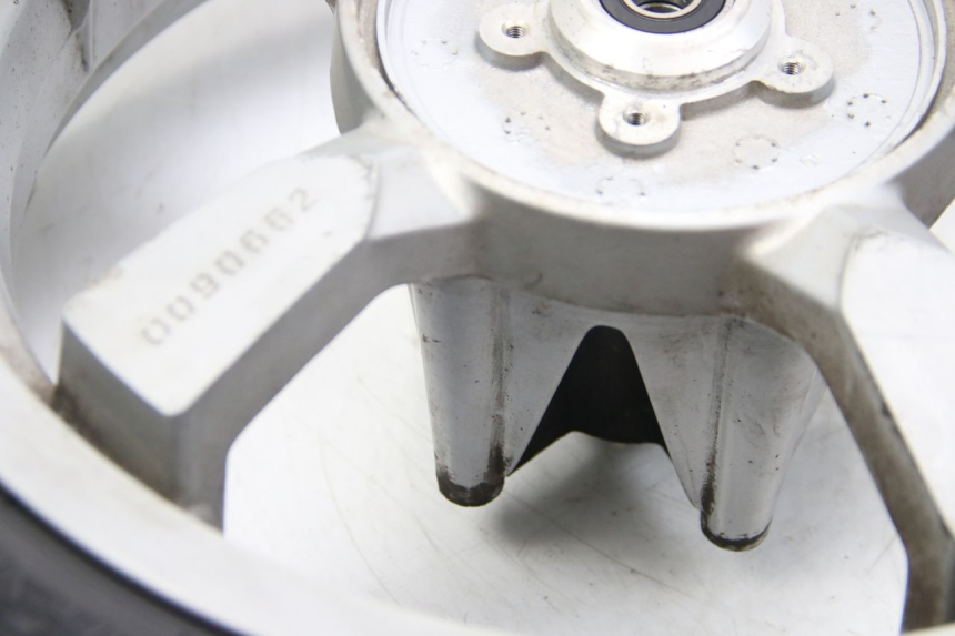 photo de JANTE AVANT PEUGEOT SATELIS COMPRESSOR K15 125 (2006 - 2009) - Pièce contrôlée