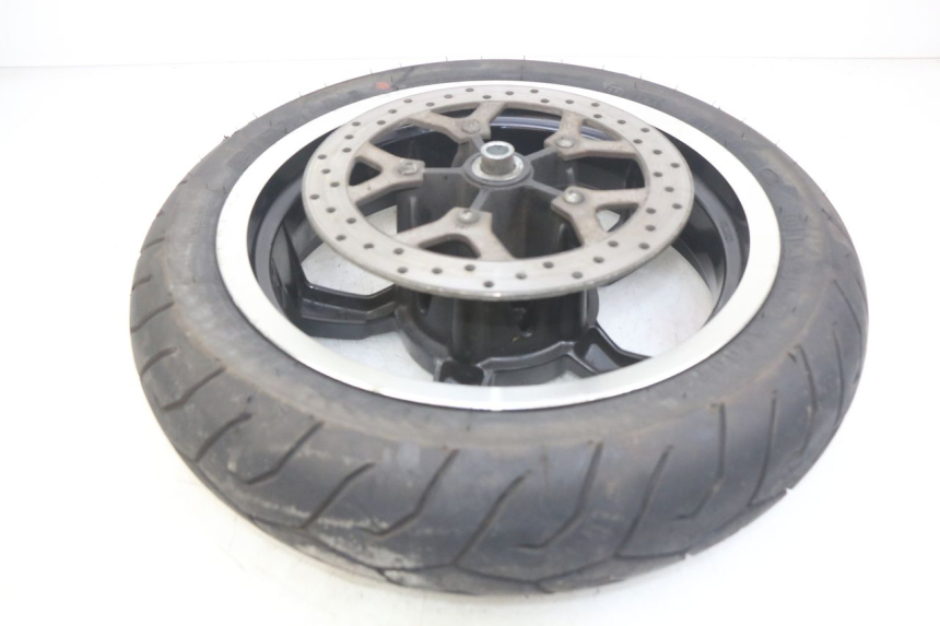 photo de JANTE AVANT PEUGEOT SATELIS 125 (2010 - 2012) - Points de fixation