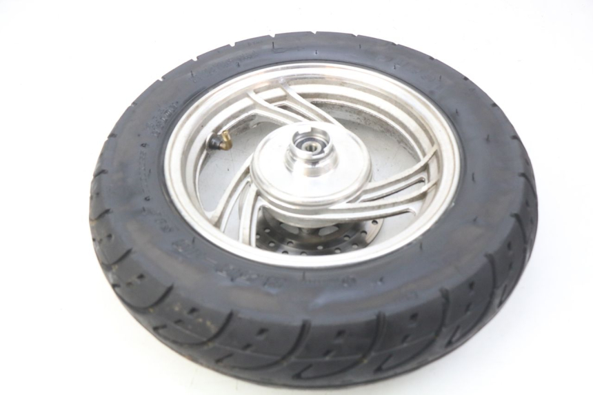 photo de JANTE AVANT JM MOTORS SC 4T 50 (2012 - 2017) - Gros plan technique