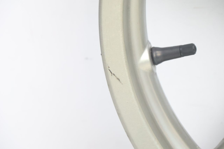 photo de JANTE AVANT APRILIA SCARABEO GT 125 (1999 - 2007) - Vue d’ensemble